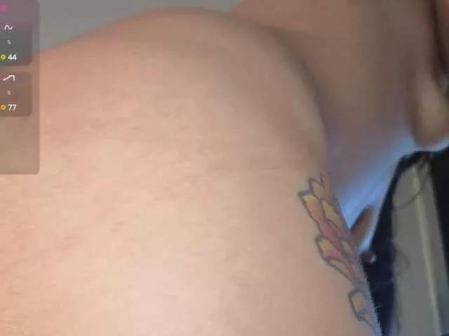 Offline venusjade on BongaCams