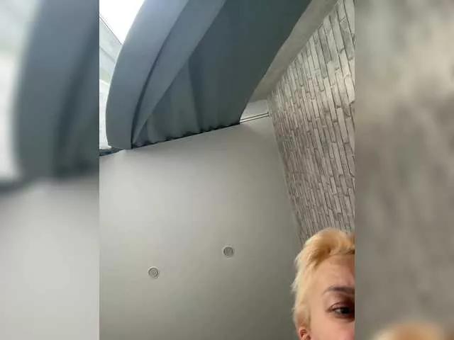 Offline vik77777A on BongaCams