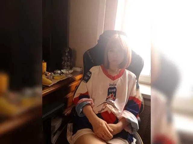 Vikeyna on BongaCams