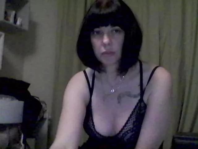 Offline VikNika on BongaCams