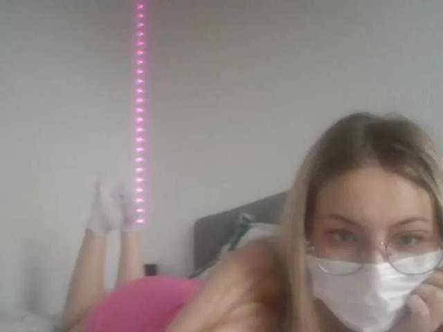 whitehorneygirl