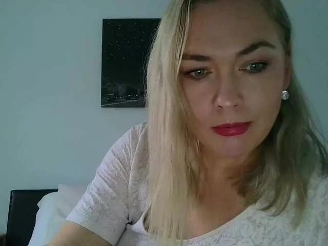 Yesenia-1