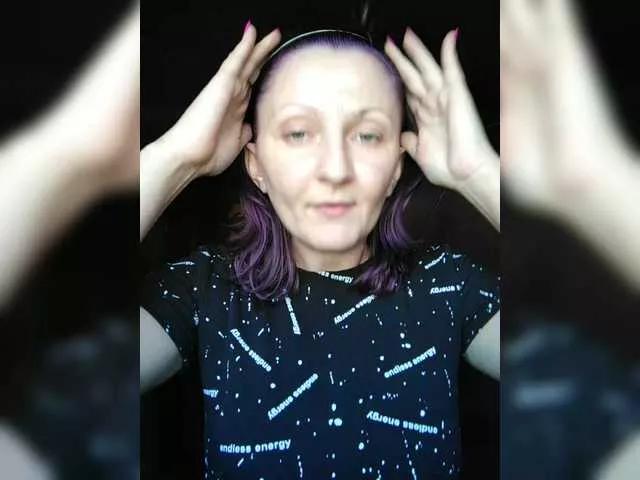 Offline Zarevna on BongaCams