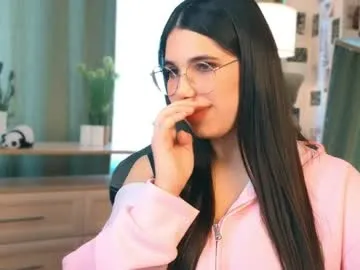 18_yo_talent — hi<3 i am a first time here  goal :Change the clothes #new there and Im #18 y.o #natural #asian girl and sorry for my #shy personality type [39 tokens remaining]