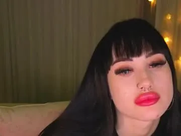 1sweettykeyte2 — GOAL: shake boobs [21 tokens remaining] Welcome to my room! #skinny #slut #18 #lovense #new