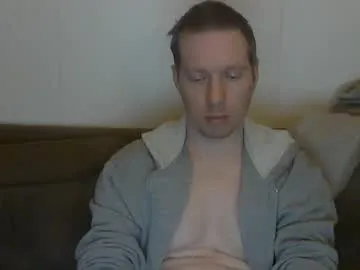 2small4you83 on Chaturbate