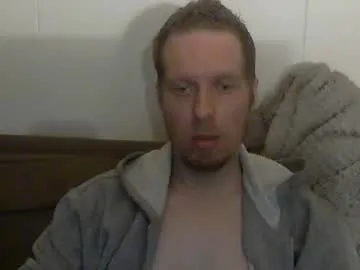 2small4you83 on Chaturbate