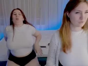 Freechat _enni__ on Chaturbate