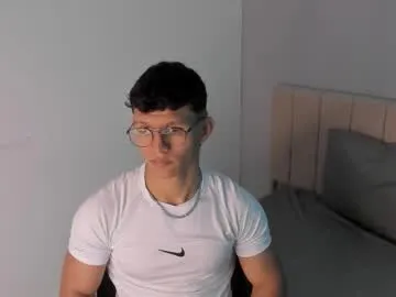 _justin_andrew1 — oil on my body [82 tokens left] #bigcock #muscle #cum #new #latin