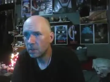 _longfellow on Chaturbate