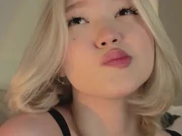 _milli_sun on Chaturbate