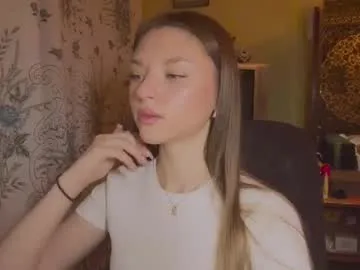 _monaflame_ — Take off top |Hello! Im Mona and Im new here! #shy #18 #new #skinny #cute #girl [495 tokens remaining]