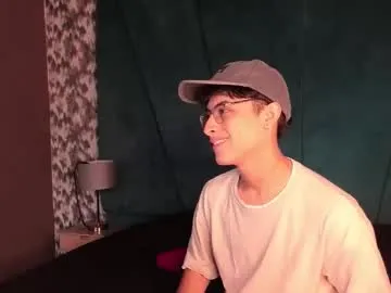 aaron_eze — Let's have fun    - Goal: Dildo in ASS [239 tokens left] #young #lovense #natural #anal #new