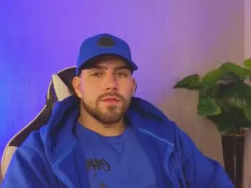 ades_lowe on Chaturbate