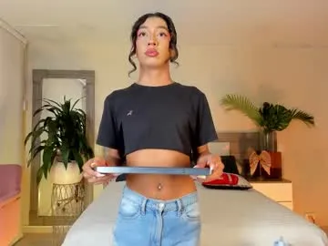 alaiaguerra from Chaturbate