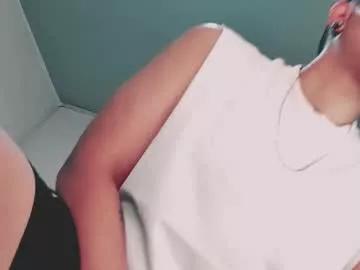 Freechat aleja1214 on Chaturbate