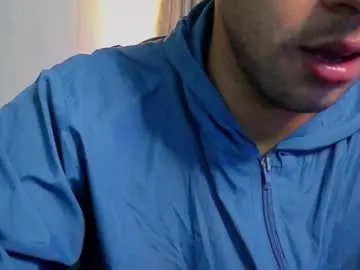 alejandrojf_00 — cum show [1000 tokens left] #bigcock #slave #feet #domination #muscle