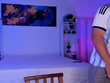 alexanderjaz on Chaturbate