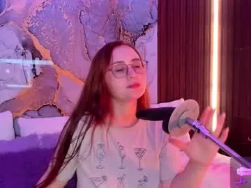 alice_cute77 on Chaturbate