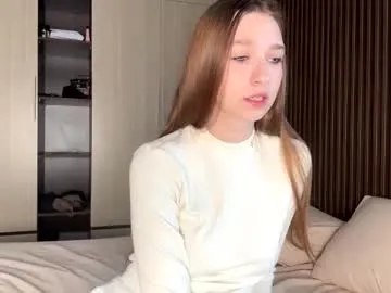 alisaa_01 on Chaturbate