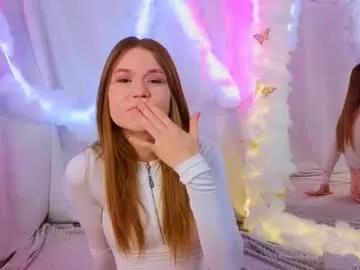 alisia_spinnet — GOAL: I unfasten the zipper on my outfit  [15 tokens left] #shy #new #teen #petite #skinny
