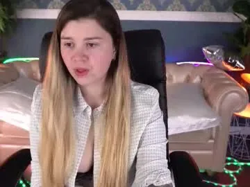 amellymillyy — Lovense Lush on - Interactive Toy that vibrates with your Tips - Multi Goal: I'm raising money for a charging station [10000tk each Goal] #lovense #puffynipples #bigtits #ukraine