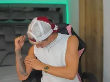 andrew_twink18 — GOAL: Oil ass + Doggystyle [30 tokens remaining] Let's Cum IN MY MOUTH ! Dont forget follow me ! #sissy #lovense  #party #twink #young