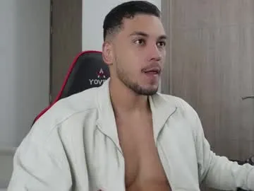 andy_weld — GOAL: naked and masturbate [430 tokens remaining] helloooo, have fun and laugh with me PVT is OPEN #cumshow #latino #muscle #lovense #bigass #young