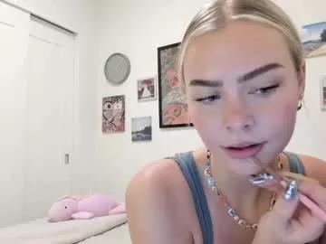 ariah_is_blonde — Freechat on Chaturbate