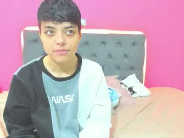 ariloe_quintero — Welcome to my room #sexy #love #private #lesbians  #couple