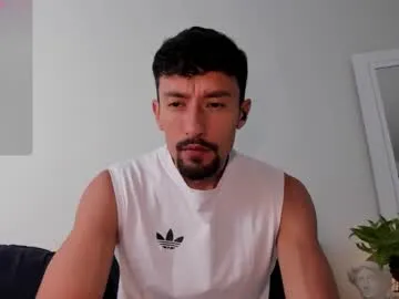 arleymoren on Chaturbate