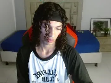 axel_fox7 on Chaturbate