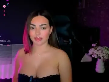 ayla_demir on Chaturbate