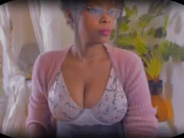 Chaturbate bellahproudly is Freechat bellahproudly — Hello you *Tip 7 tokens or more to try your luck and match 3 symbols to get a braless decolletage reaveal for 5 minutes* #ebony #bigboobs #nonude #mature   #indian
