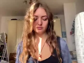 bernardinamadden — goal: remove the zipper (100tk photo my pussy in pm) #shy #teen #18 #bigboobs #new [17 tokens remaining]