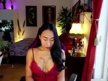 bianca_transpinay on Chaturbate