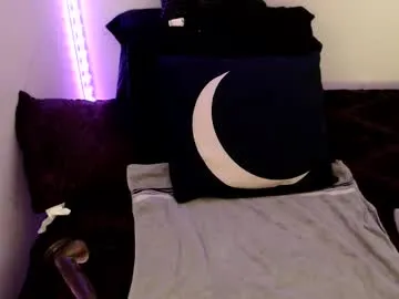 bigtittedtattedlesbian — hang with me #bigboobs #cum #pvt [1021 tokens remaining]