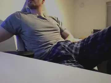 bottomtsinner — Goal: shirtoff #dance #dirtytalk #cut #party #hairy - Next Goal: No pants