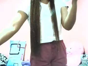 briannasbooty — hi guys!!! welcome 2 my room:)please help me to reach my goal!!! #bored #pinay #sexy #longblackhair #pvtme [777 tokens remaining]