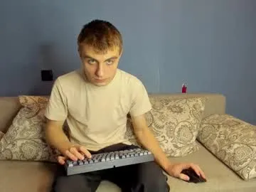 bristlebback on Chaturbate