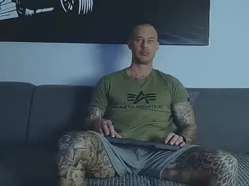 calvinhunt69 — TIps got my attention #feet #findom #lovense #smoke #c2c - Multi-Goal :  surprise #OhMiBod