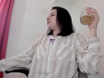 carmesix__ — Let's make something mad [932 tokens left] #hairy #latina #mistress #hairypussy #hairyarmpits