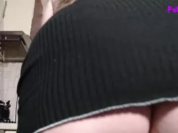 carolinadiamond — Goal: make my ass red with spank #bigboobs #bigass #bignipples #bbw #anal - Next Goal: finger in ass