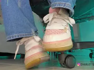 charlotte__grey on Chaturbate