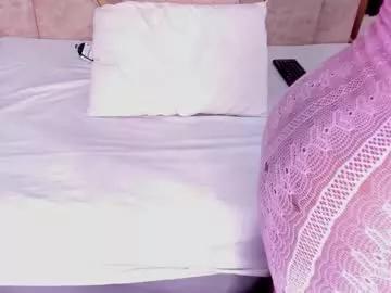 cristhinbrown — Goal: Galaxy Squirt + spit in body / ride my torso for 100 tks / Control machine for 800 tks for 20 min PROMO #bigass #ebony #squirt #curvy #latina [73 tokens left]