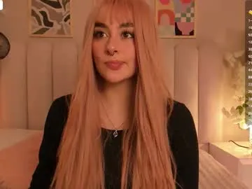 cute__cherry_ on Chaturbate