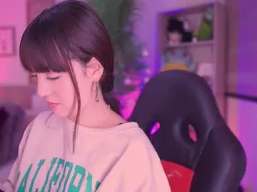 dakotaa_01 — GOAL: (out boobs [64 tokens remaining]  Welcome to my room, darlingI want to experience my first orgasm, can you help me? #new   #latina   #young    #smailtits  #slim  #daddy   #18