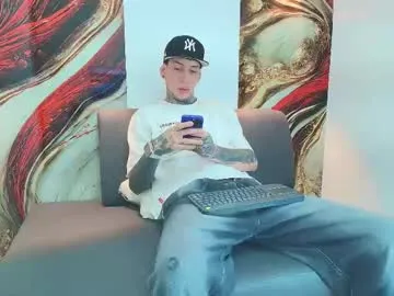 dante_armstrong — #bigcock #tattoo #lovense #master #latino   CUM SHOW!  [498 tokens remaining]