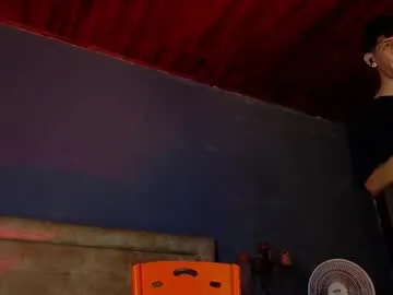 daviid_huge on Chaturbate