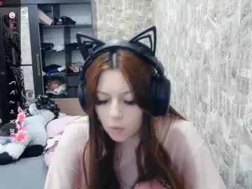 dawndollins — GOAL: play with nipples My name is Alice and I'm a gamer!   #tease #18 #shy #skinny #young [55 tokens remaining]